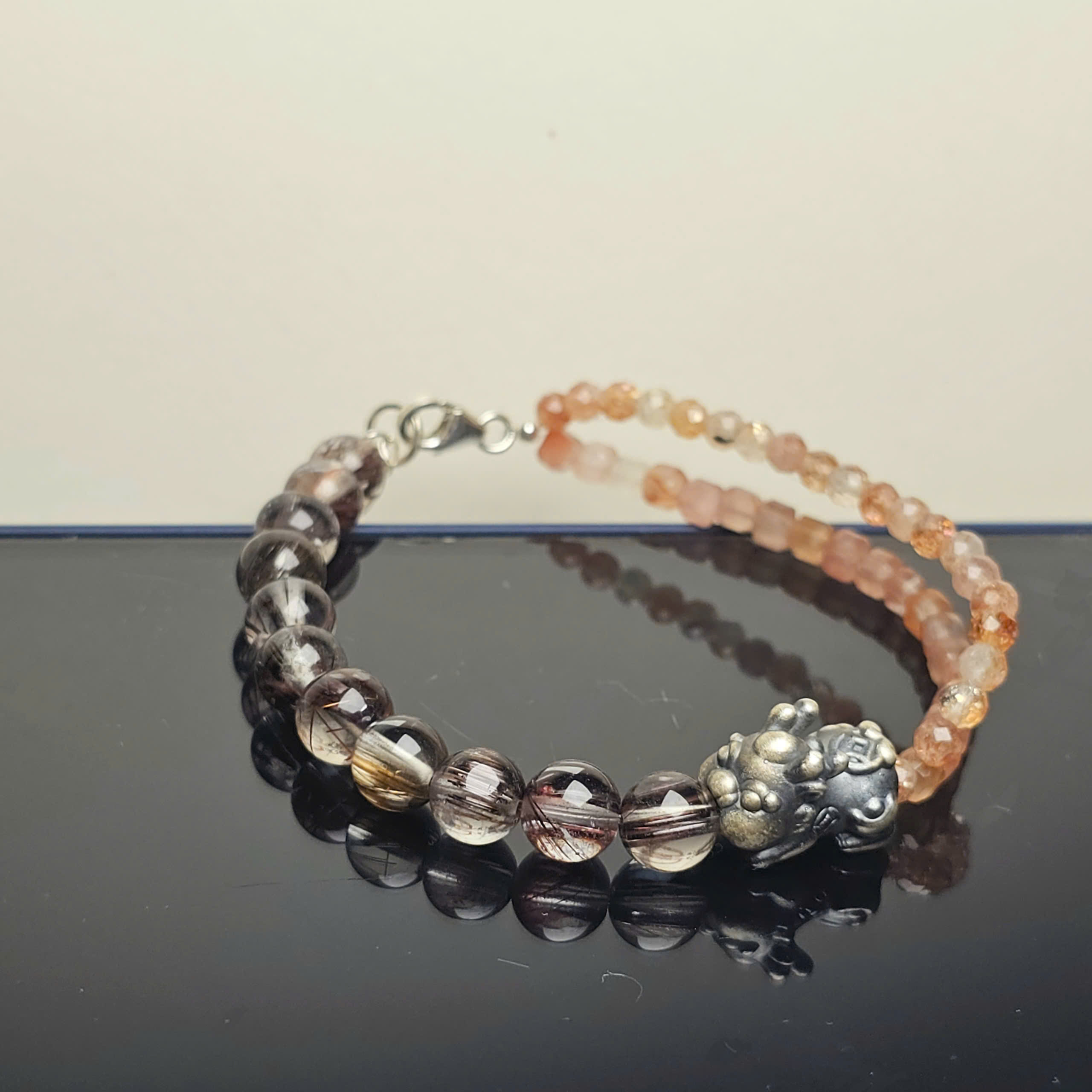 Vòng tóc nâu đỏ mix Sunstone, charm tỳ hưu bạc 925